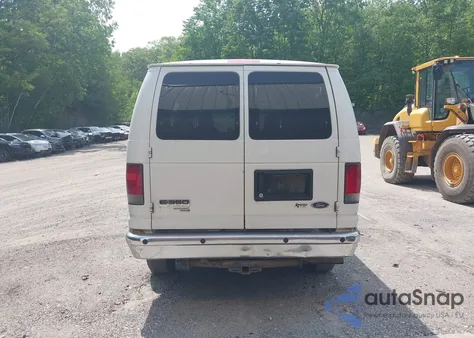 2010 Ford E-350 Super Duty Xl/Xlt из США, поврежденный, VIN 1FBNE3BL3ADA77850